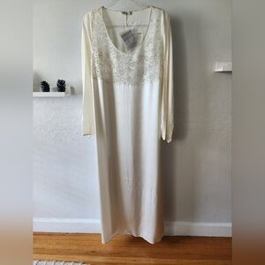 BEAUTIFUL LA PERLA MADE IN ITALY 100% PURE SILK NIGHTGOWN NWT